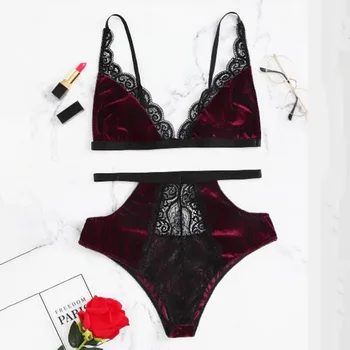 

2Pcs Lingerie Set Sexy Women Lace Velvet Camisole Sleepwear Hollow Pajama Set