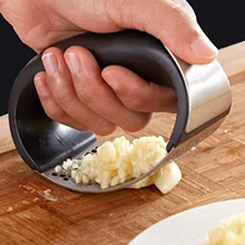 

1pcs Stainless Steel Garlic Press Manual Garlic Mincer Chopping Garlic Tools Curve Fruit Vegetable Tools Kitchen Gadgets