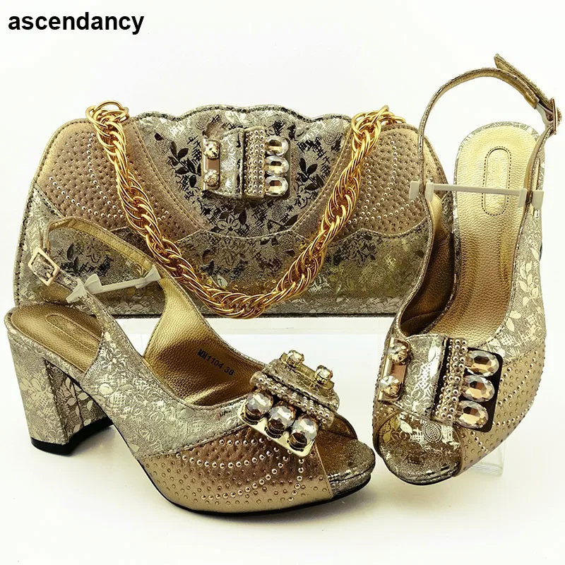 

Latest African Nigerian Shoes and Bag Set for Party In Women Italian Shoes with Matching Bags High Quality Nigerian Party Pumps