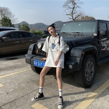 

Spring and summer 2020 new short-sleeved T-shirt for female hyun style web celebrity printed top Korean loose instagram trend