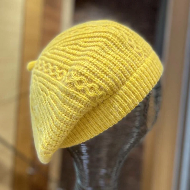 

Japanese Autumn Winter Knitted BERET Women Casual Korean Fashion Retro Girl Painter Hat Student College Style Yellow