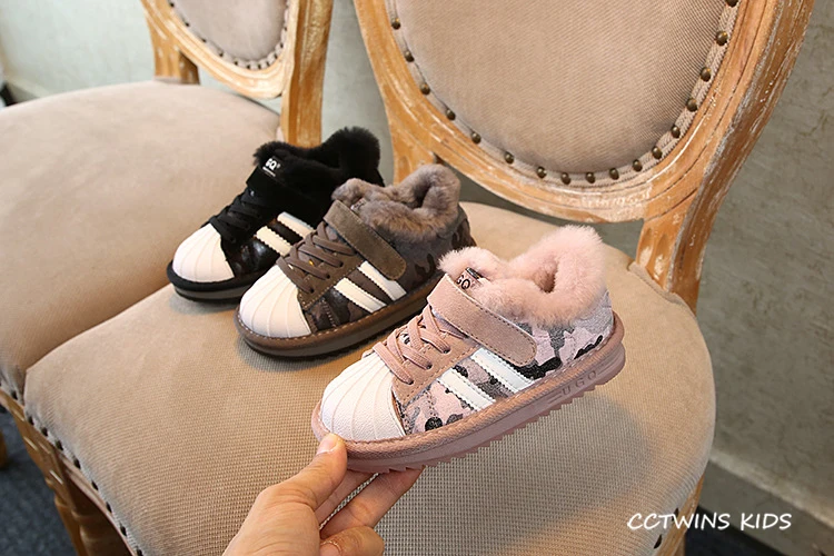 Детские кроссовки; обувь; коллекция года; модные зимние ботинки из натуральной кожи для девочек; повседневная черная обувь для мальчиков; мягкие теплые ботиночки; SNB012