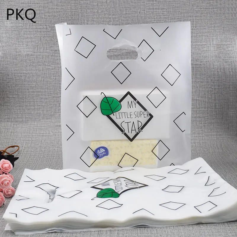 

50pcs 25*35cm Transparent Plastic Bag With Handle Food Packaging Bag Bread Candy Party Favor Handle Bags