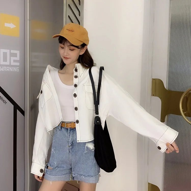 

Photo Shoot 2019 Korean-style Versatile Camisole + Casual Loose-Fit Jacket Short Coat Set