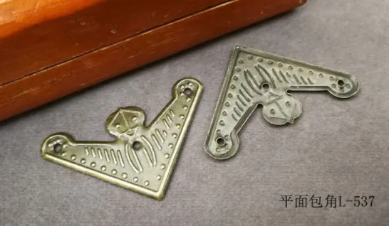 Hardware accessories bracket Household Hardware with 32mm Edge and Antique Patch for Corner Protection