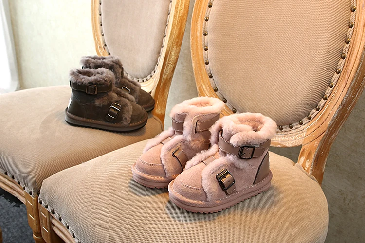 Boys snow boots and girls aged 1-2-3-15 in winter to genuine leather keep warm children's school cotton shoes