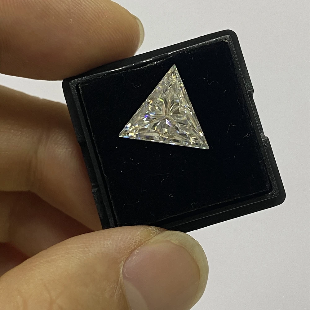 2 Carat Triangle Shape White D VVS 8x8mm Lab Grown Moissanite Diamond Fashion Woman Necklace Gemstone