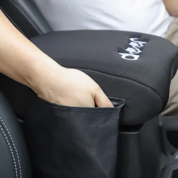 

1pcs Car Armrests Cover Pad Console Arm Rest Pad For Jeep Commander Compass Grand Cherokee Liberty Patriot Wrangler JL 2018