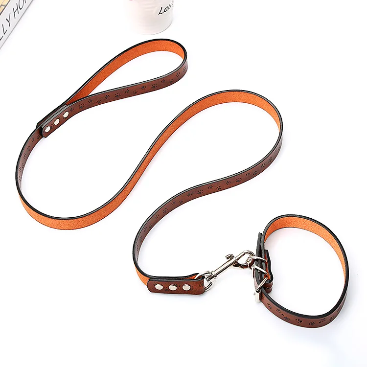 

New Style Pet Dog Hide Substance Printed Dog Paw Prints Neck Ring Haulage Rope Package