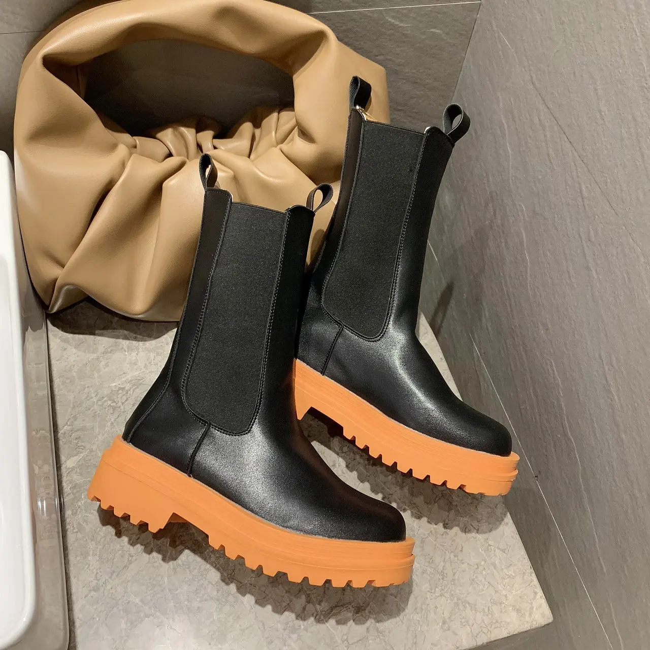 Fashion Boots Women's New Winter plus Velvet Lady's Large Product Mona Smoke Tube Boots Warm Short