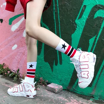 

New street skateboard sock female sports Ins arrow letter Cotton Pentagram length socks breathable female Five star Stockings