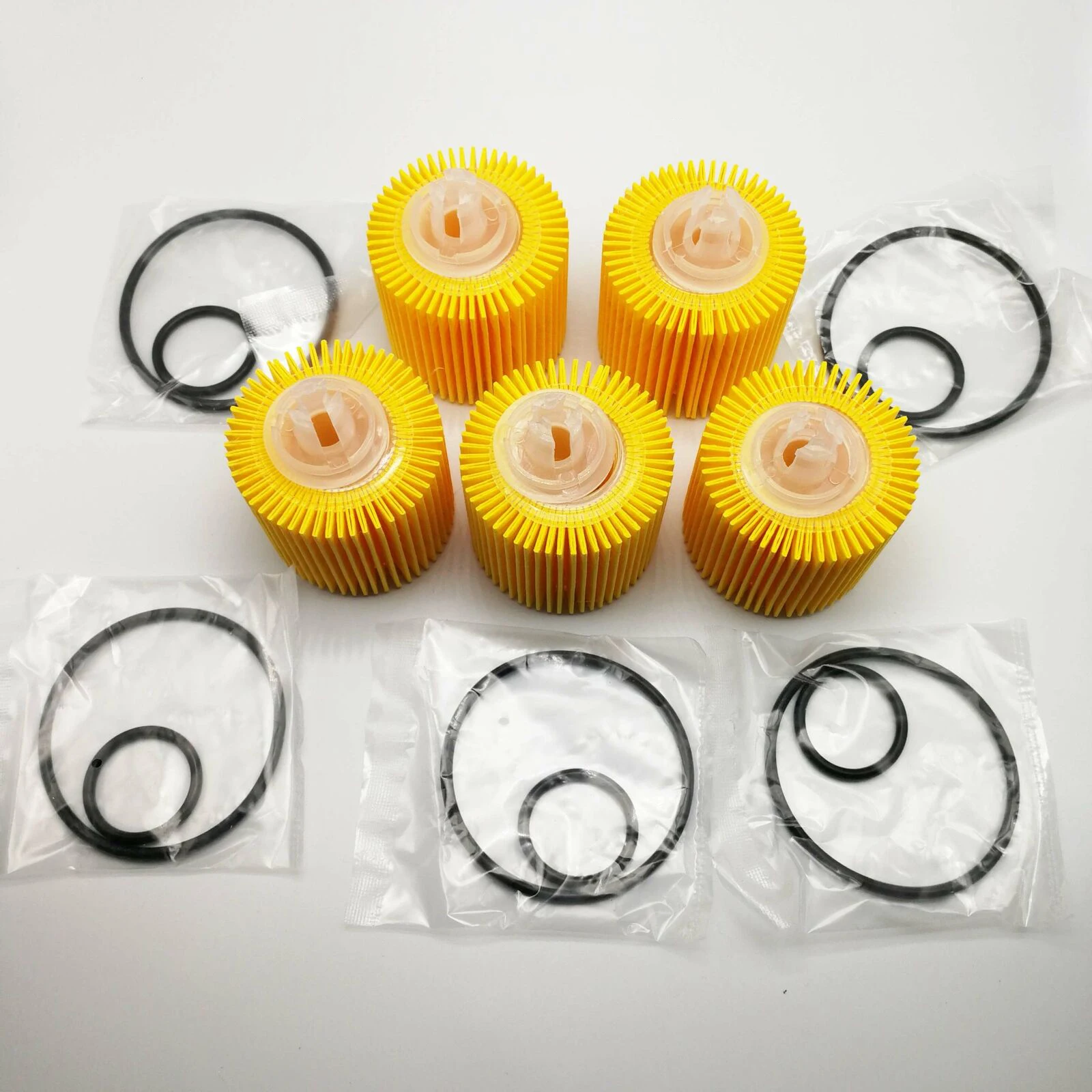 

OEM 04152-YZZA6 Oil Filter Fits for Toyota Corolla Prius PriusV