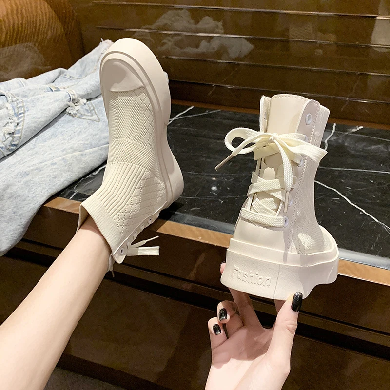 

2020 Ins Trendy High Top Plattform Allround-Sneaker Autumn Winter Korean Style Fashion Knitted Boots Back Lace Up Shoes