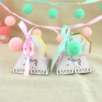 

10pcs carousel candy box hot stamping triangle candy box baby birthday candy box creative candy box gift box Christmas supplies