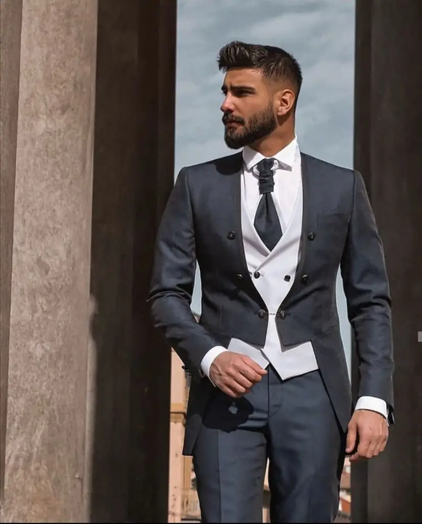 

New Arrival Grey Men Suit Slim Fit 3 Piece Costume Homme Tuxedo Groom Style Suits Prom Party Blazer Terno Jacket+Pant+Vest