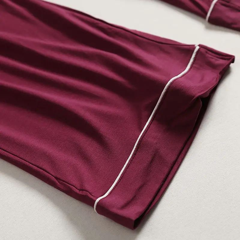 4926539584_1839441000