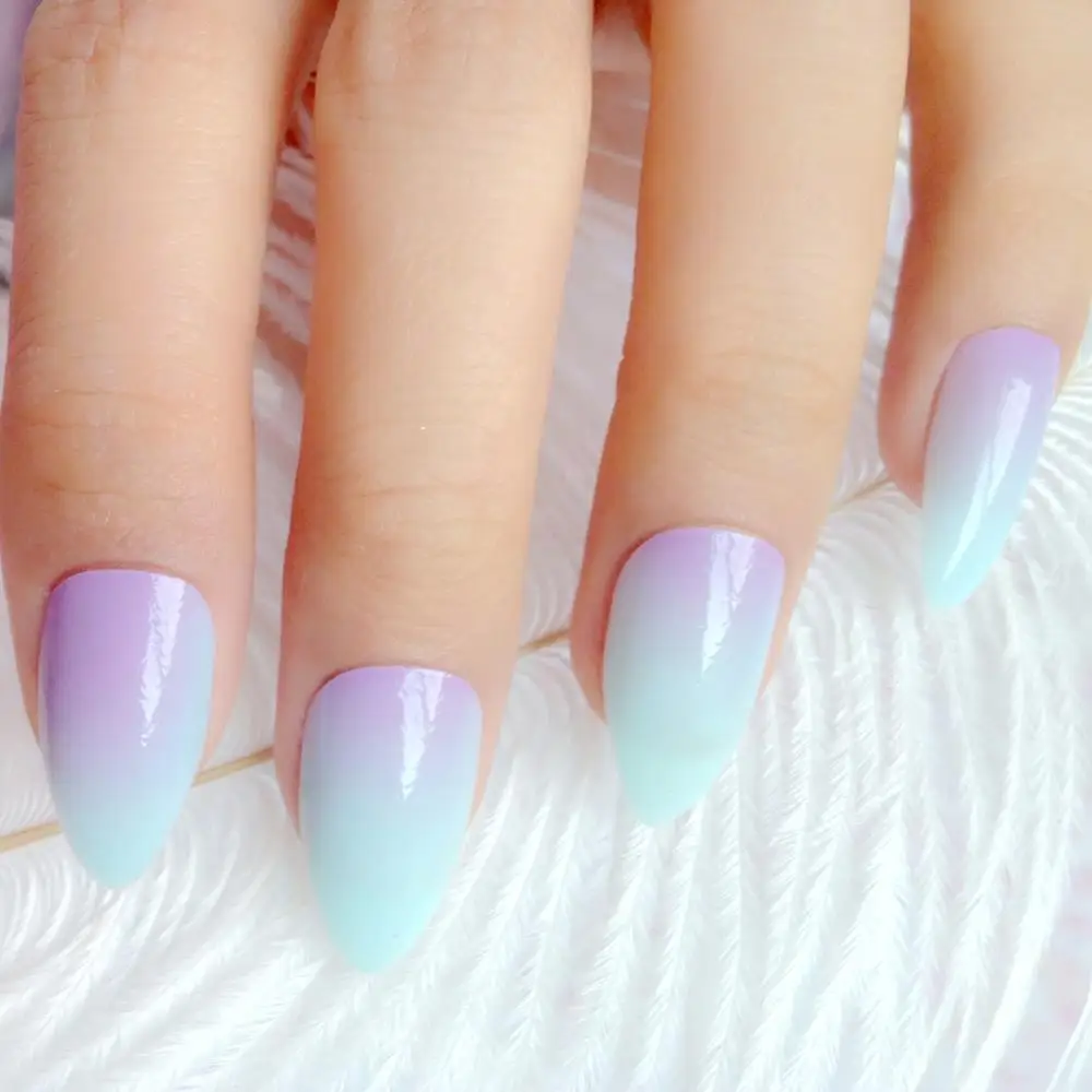 

Sky Blue Gradient Short Stiletto False Nails With Design Press On Artificial Fake Nails For Finger DIY Manicure Tool
