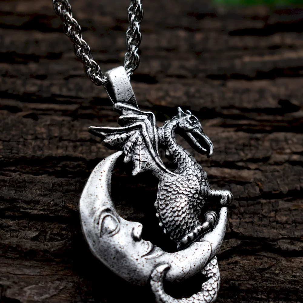 gucci dragon necklace