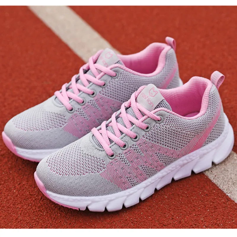 Кроссовки женские сетчатые на шнуровке дышащие Сникерсы очень легкие