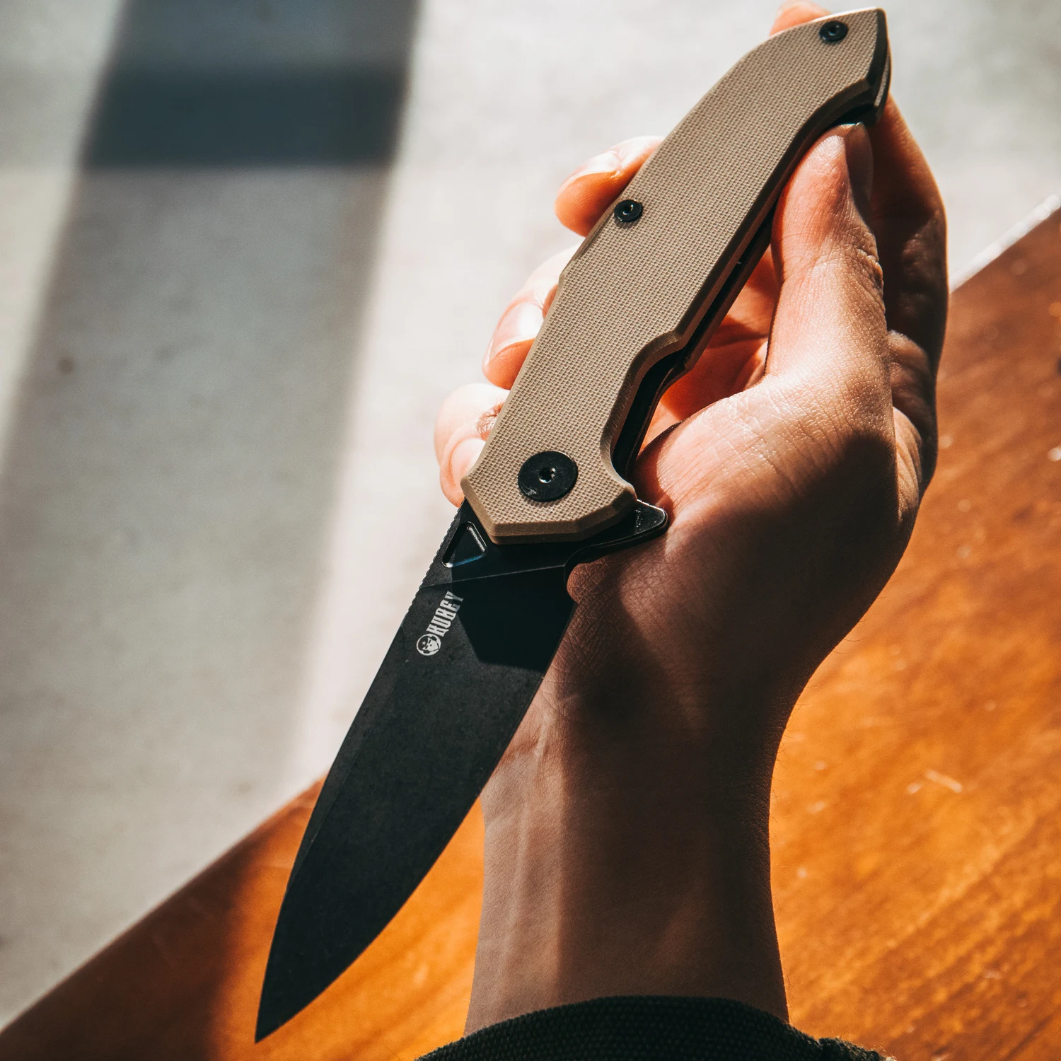 Kubey Victory KU219 Folding Knife Drop Point Blade G10 Handle Scale