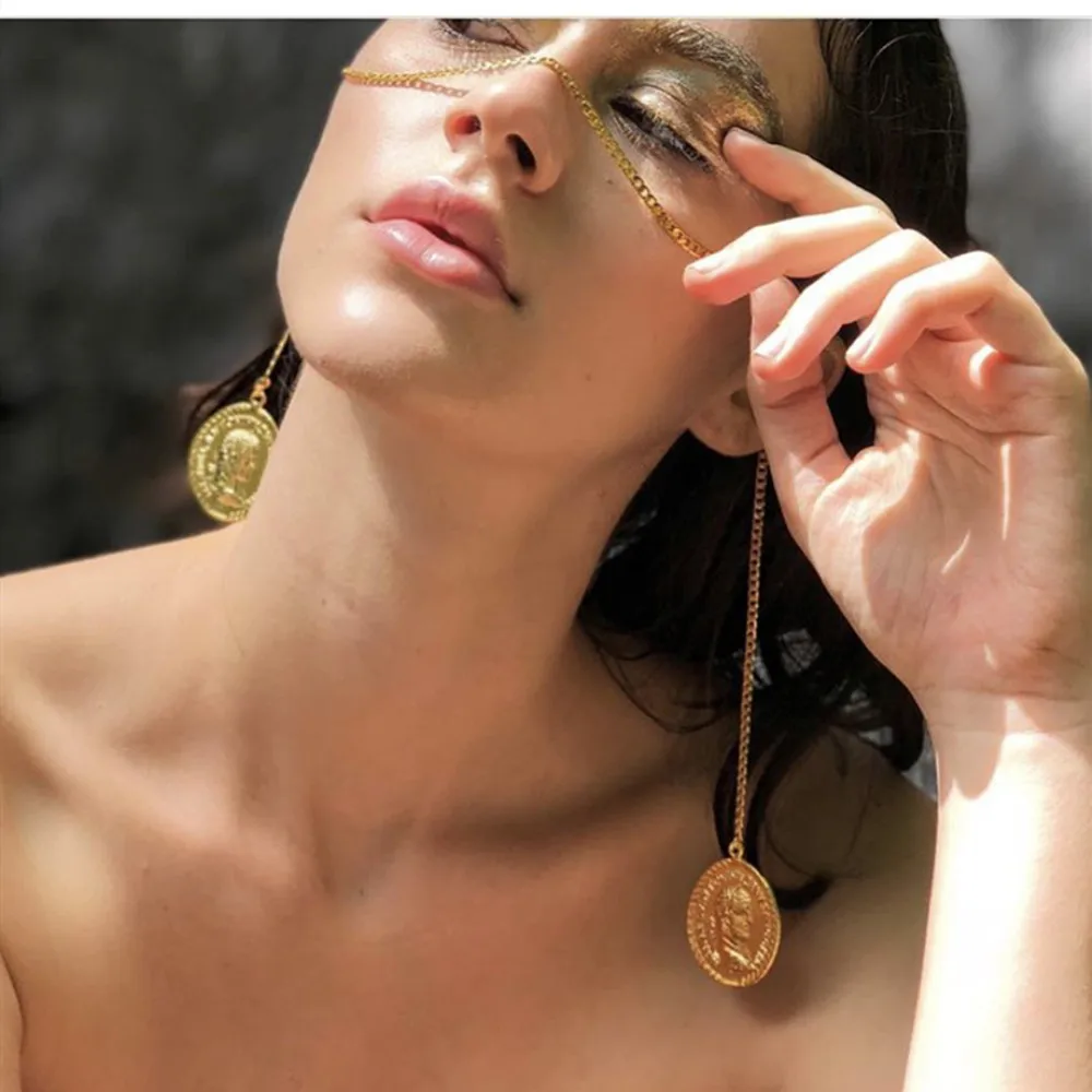 

2020 New Design Simple One Row Chain Gold Color Metal Coins Pendant Face Jewelry Chain for Women Prom Party Jewelry