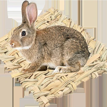 

Cute Straw Mat Pet Hamster Rabbit Chewing Toy Grass Preparation Pad Small Animal Rat Guinea Pig Pet Fun Toy