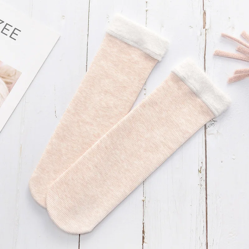 Носки зимние теплые женские цветные хлопковые плюс бархатные плотные Носки дышащие и впитывающие пот модные носки до середины голени - Цвет: 5