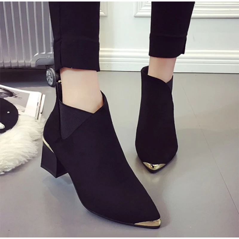 Новые осенние женские ботильоны Ботинки Челси Женская модная обувь на молнии с