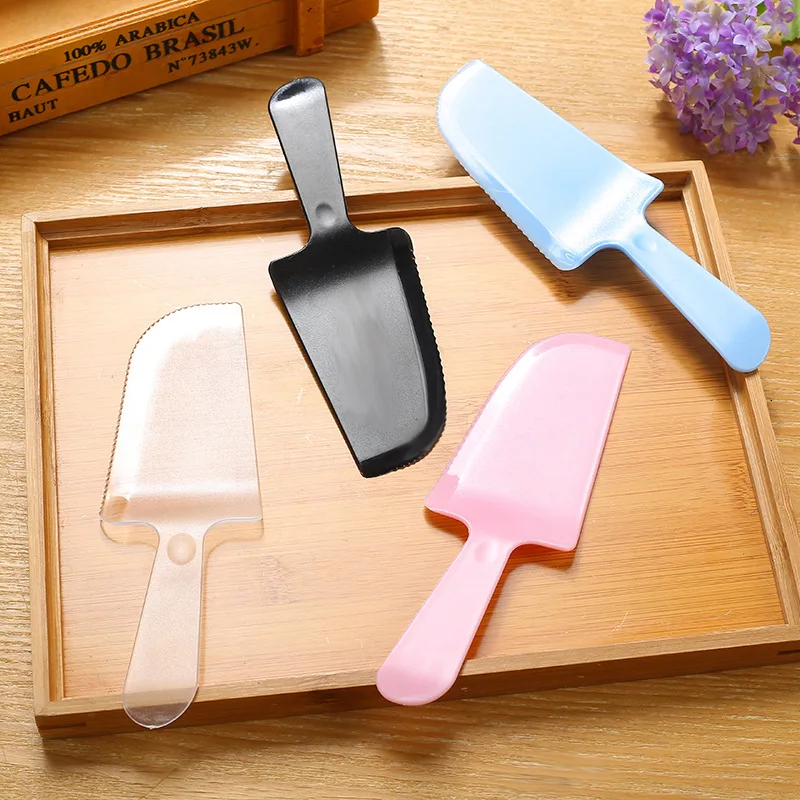 https://ae01.alicdn.com/kf/H14664ba93b8f4a049a852bc81d1b7649V/1pc-Plastic-Cake-Knife-Baking-Cake-Shovel-Fondant-Pastry-Cookie-Cutter-Pizza-Cheese-Pastry-Tools-Wedding.jpg