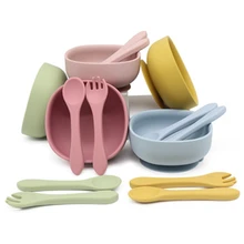 Vajilla de silicona de grado alimenticio para niños, juego de cena para bebés, taza de succión cuadrada, tazón, tenedor, cuchara