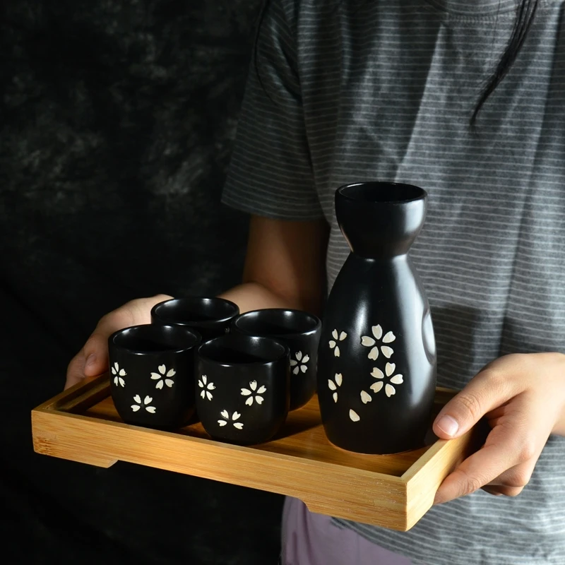 Japanese Sake Wine Warmer 1 Pot 4 Cups Ceramic Wineware Cherry Blossom Pattern Sake Pot Yellow Wine Cup Elegant Gift