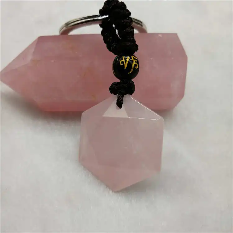 

1Pcs Natural Crystal Keychain Natural Quartz Stone Pendant Key Rings Pink Crystal Key Chains Fashion Bag Accessories