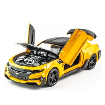 

KIDAMI 1:32 Camaro Sports Car Alloy Diecast Model Car Toy Pull Back Flashing For Kids Birthday Christmas Gifts Toys