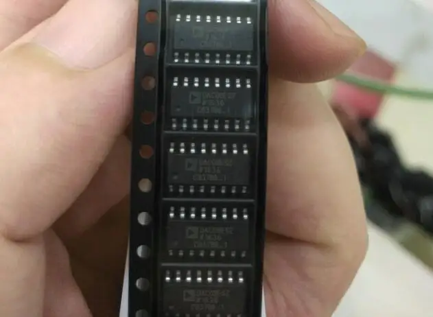 

30pcs/lot DAC08E DAC08ESZ SOP16