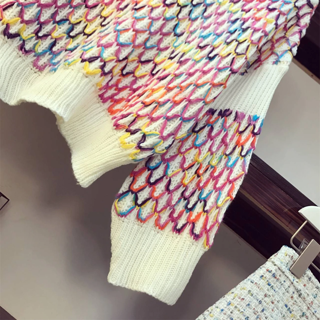 Модный Радужный вязаный свитер+ короткая юбка комплект из двух предметов Женский Осенний Тонкий пакет бедра юбка костюмы Mujer