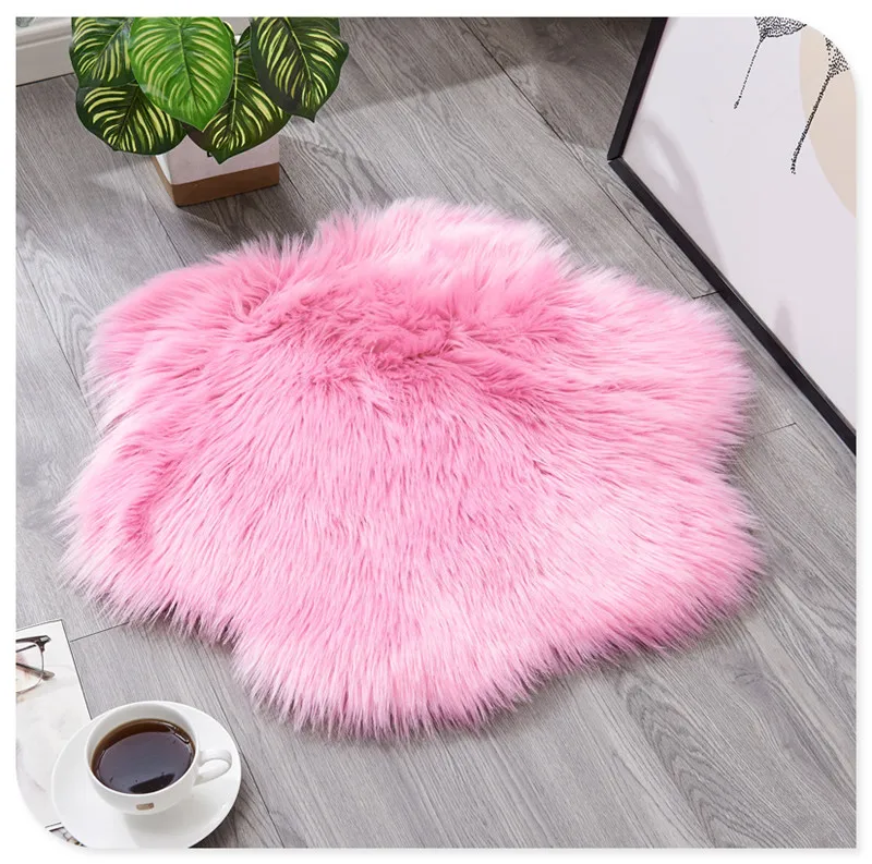 12325857239_1425114467