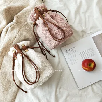 

Imitation Lamb Fur Drawstring Bucket Bag Cool Solid Color Furry Messenger Bag