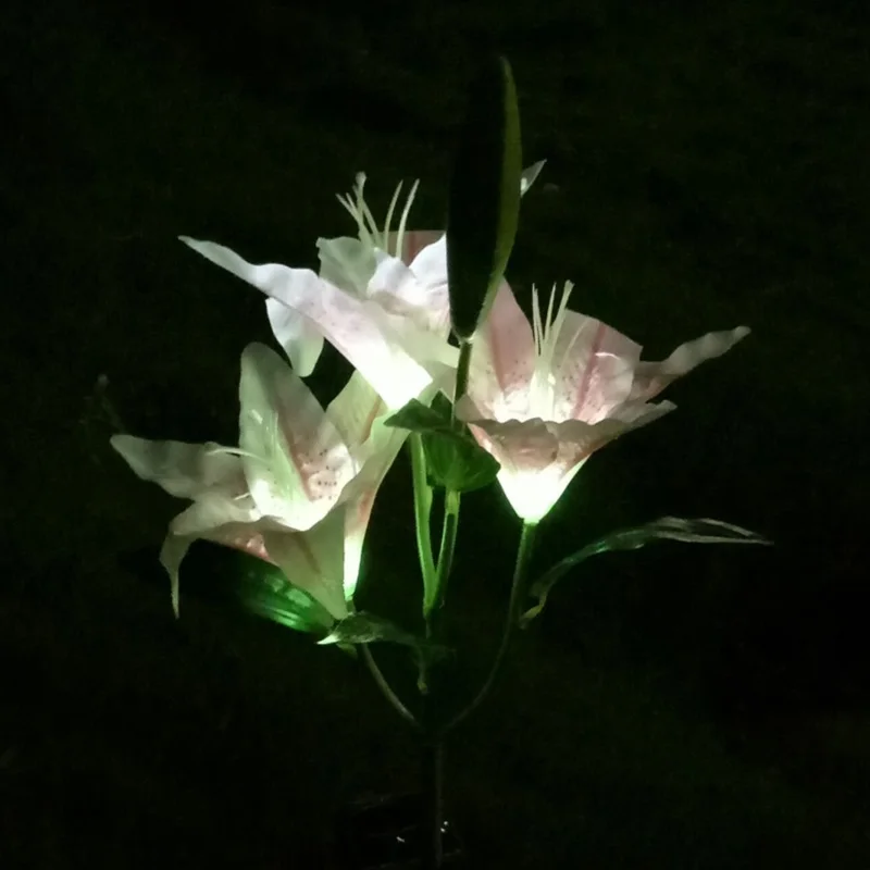 Günstige Solar Power 3 LEDs Lily Gefälschte Blume Garten Stake Landschaft Lampe Balkon Im Freien rasen Yard Party Decor Lichter LB88