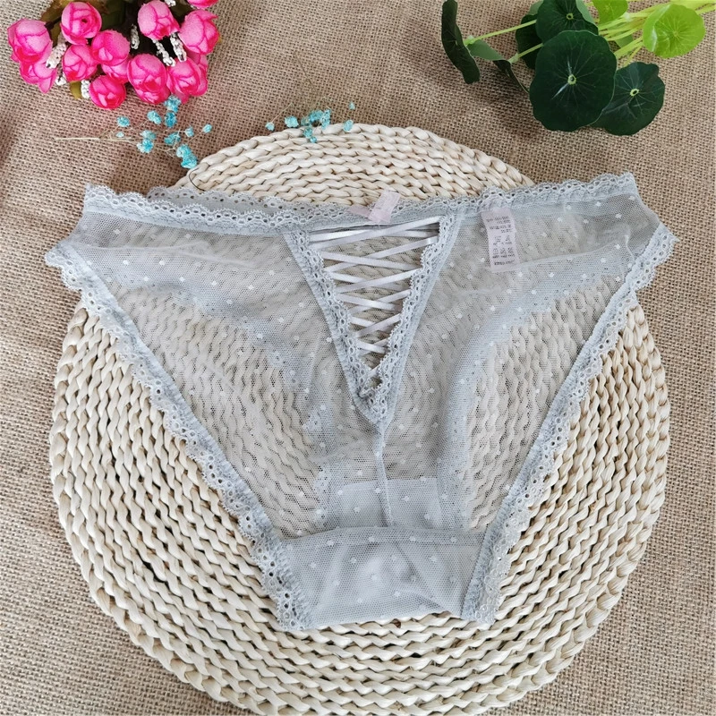 

Gray Briefs women's crotch on cotton bottom simple mid-waist lace nylon seamless breathable sexy soft package buttock