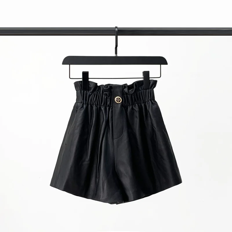 Рисунок 3 - Женские кожаные шорты