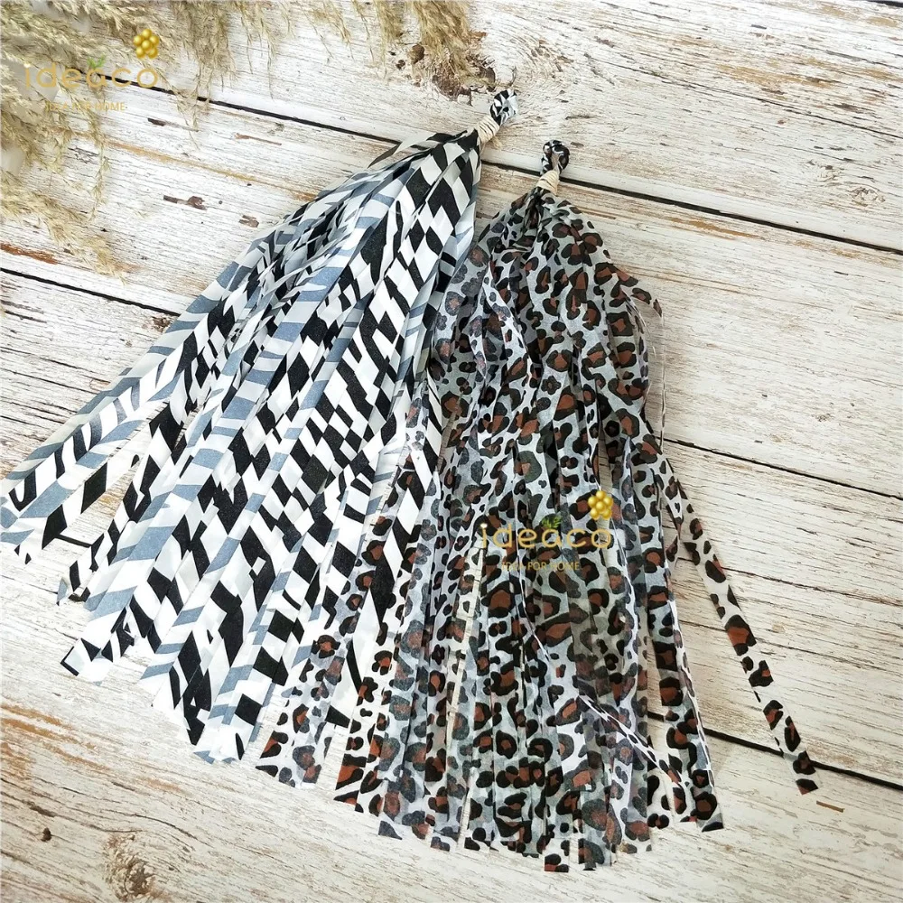 paper tassel garland043