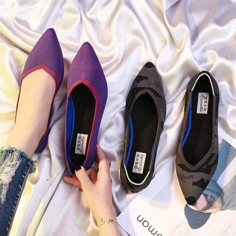 Вязаная женская обувь на плоской подошве; Разноцветные лоферы с острым носком; женская обувь без застежки для беременных; большие размеры 44