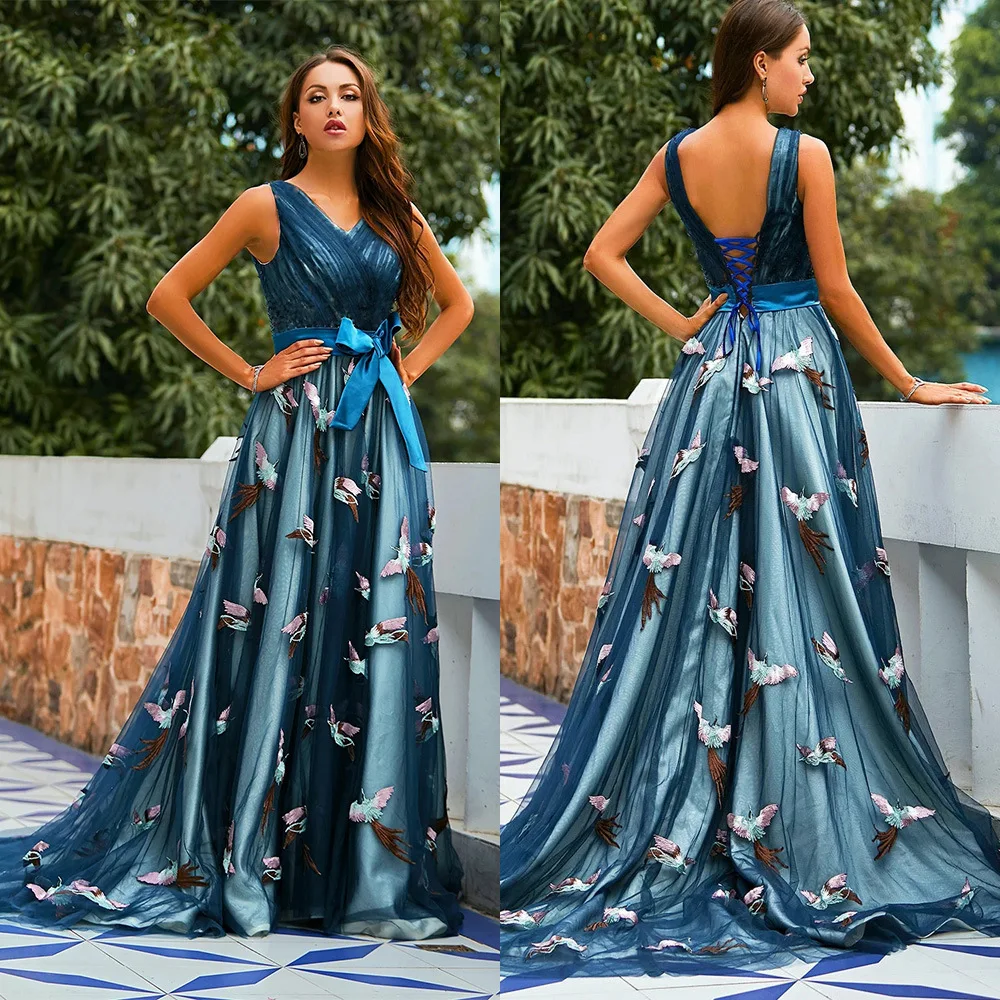 

Luxury Embroidery Evening Dresses 2022 Long Dress V Neck Colorful Tulle Court Train Romantic Prom Gowns Party Women Wear Blue