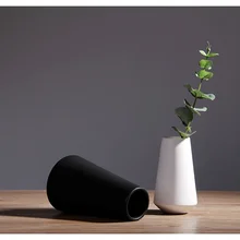Nordic White Black Ceramic Flower Vase for Home Room Office Decoration Design Salon Casa Desktop Simple Dried Flower Black Vase