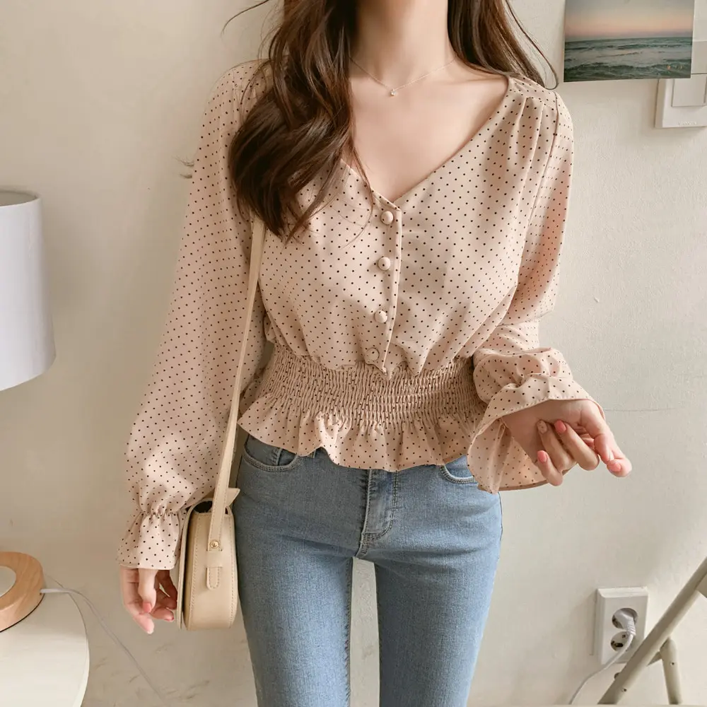 Elegant Vintage V-neck Flare Sleeve Polka Dot Women Blouse Shirts Streetwear Slim Waist Ruffles Female Blouse Blusas 6602 50 - Цвет: Apricot