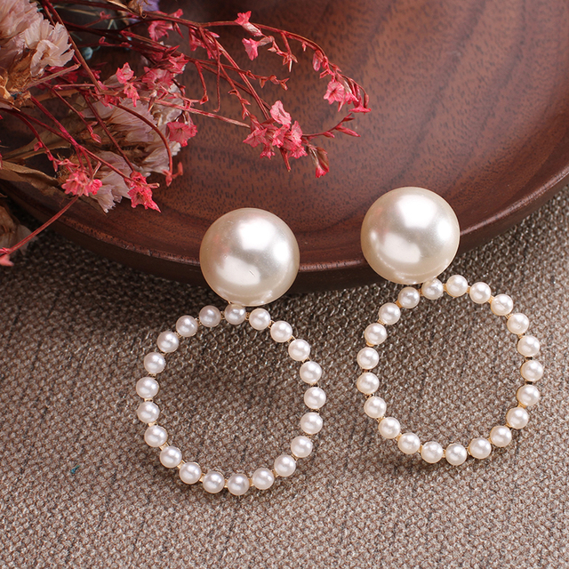 Plain Gold Color Metal Pearl Hoop Earrings Fashion Big Circle Hoops Statement Earrings for Women Party Jewelry