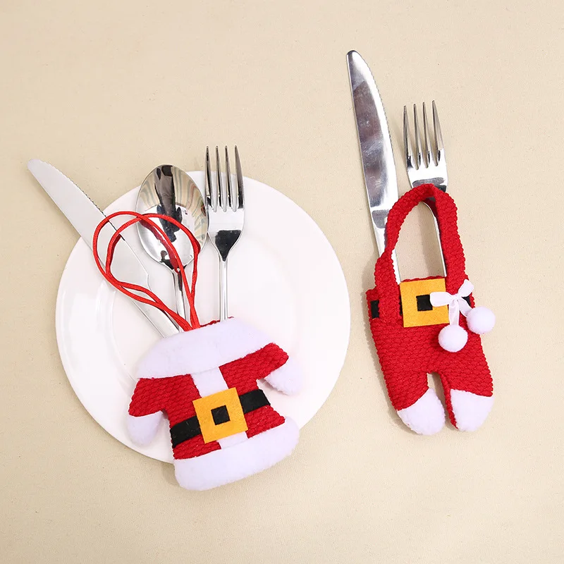 Santa-Hat-Reindeer-Christmas-New-Year-Pocket-Fork-Knife-Cutlery-Holder-Bag-Home-Party-Table-Dinner(10)