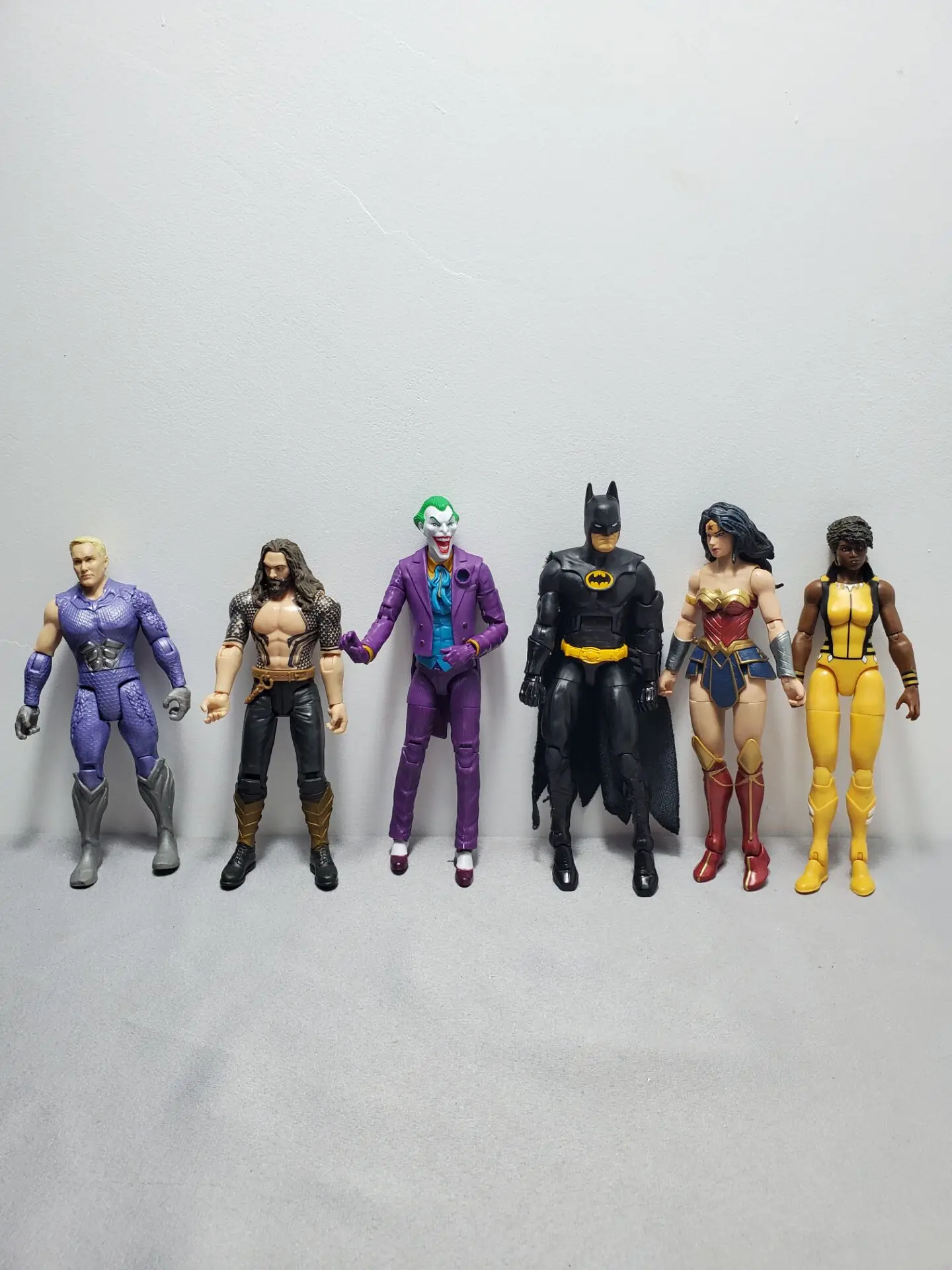 Mattel Figure Toys Bruce Wayne Jerome The Joker Diana Prince Aquaman Shf Model Dolls Un Regalo Di Natale Per Il Ragazzino.