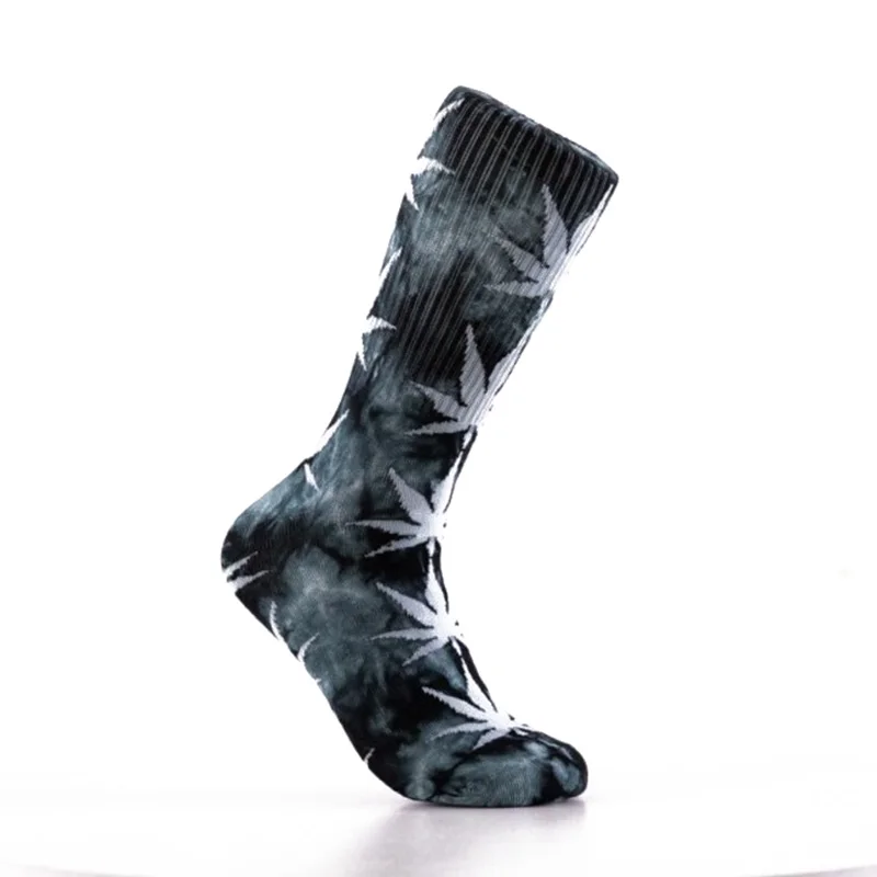 Высокого качества окрашенный вручную клен носки с листьями модные длинные носки с травой Для мужчин скейтборд носки для HipHop Meias Для женщин парные носки 1 пара - Цвет: Черный