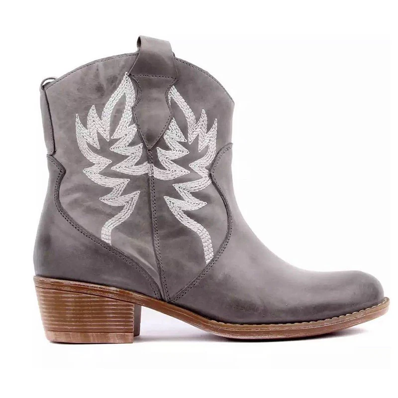 

Women Embroidery Ankle Boots Woman Short Boots Women's Autumn Winter Slip On PU Leather Female Footwear Ladies Shoe Plus Size